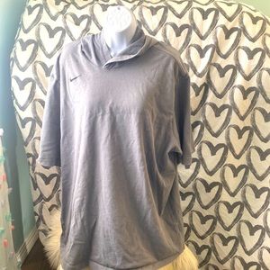 Men’s hooded T-shirt